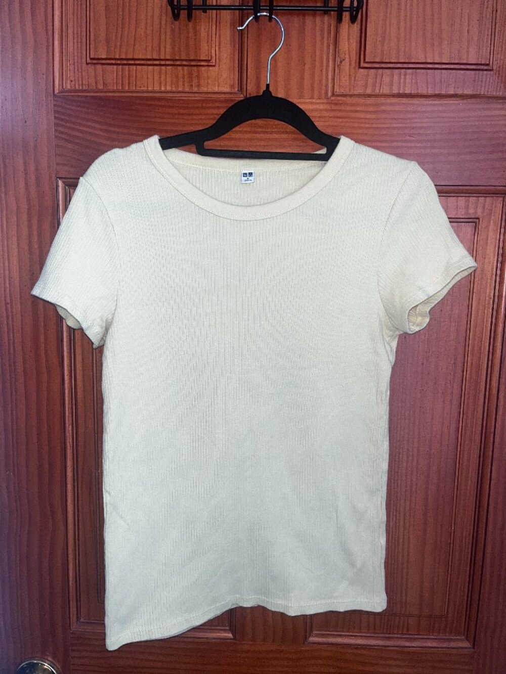 Uniqlo Ribbed Crew Neck Short Sleeve Yellow T-Shirt